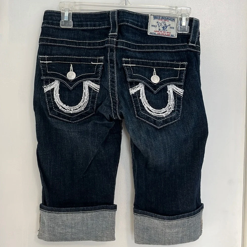 NWOT-True Religion Knee Length Short - Picture 1 of 10